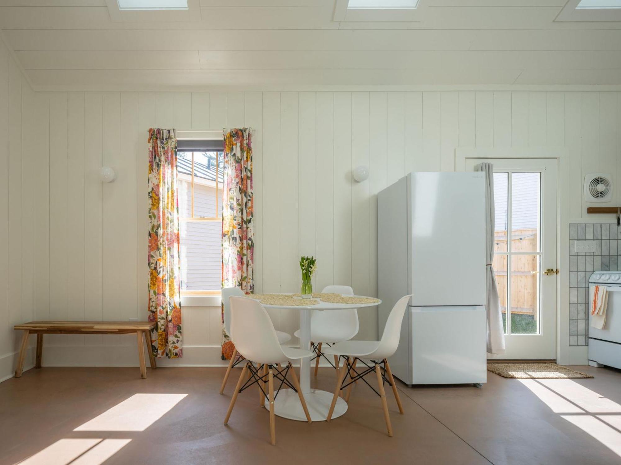Queen City Bungalow & Cottages バーリントン エクステリア 写真