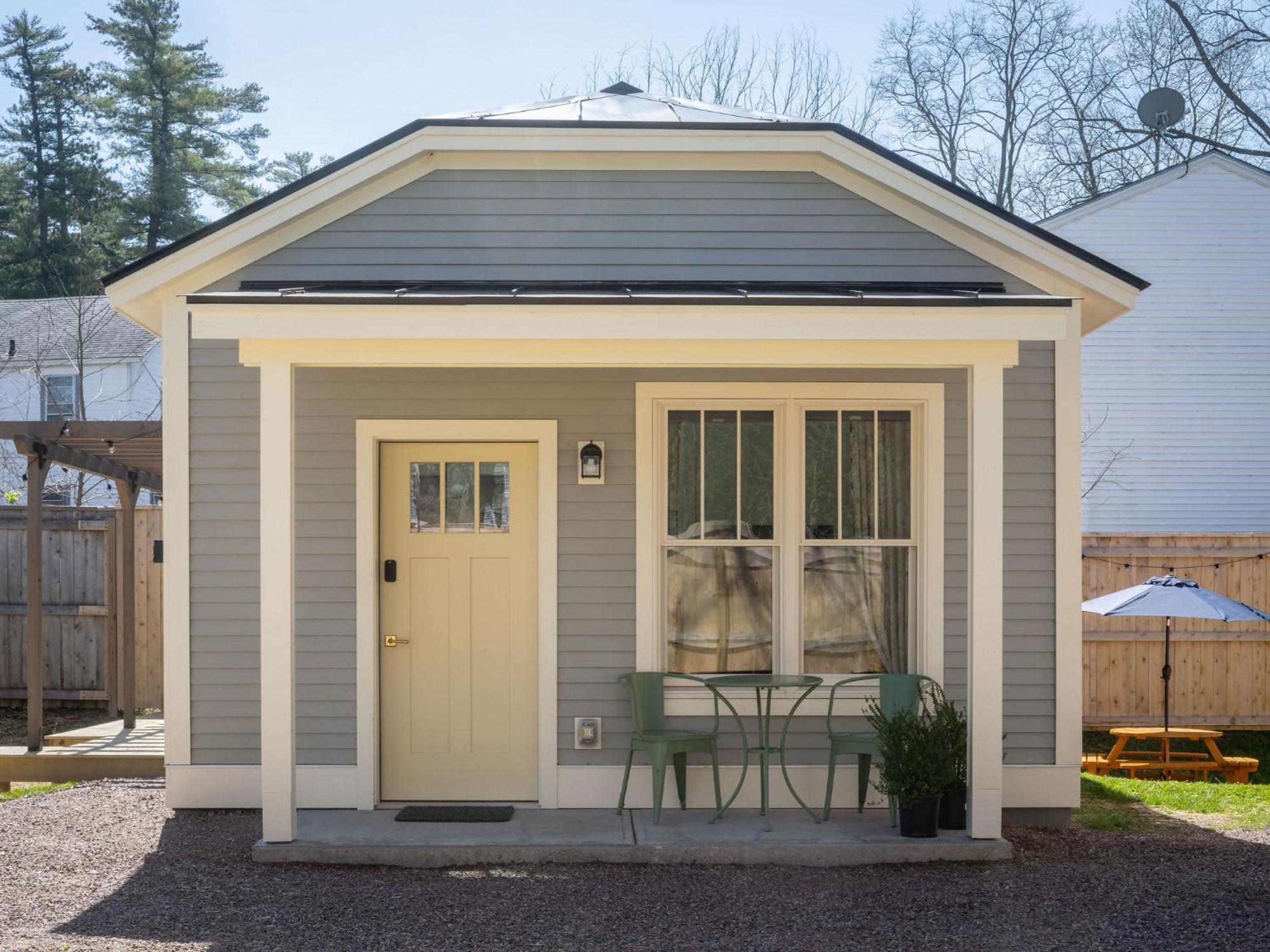 Queen City Bungalow & Cottages バーリントン エクステリア 写真